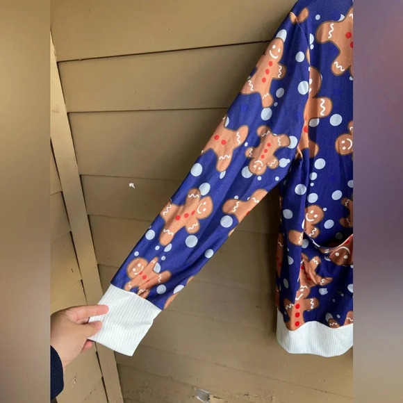 Gingerbread Christmas Cardigan - Size XL - Picture 2 of 6